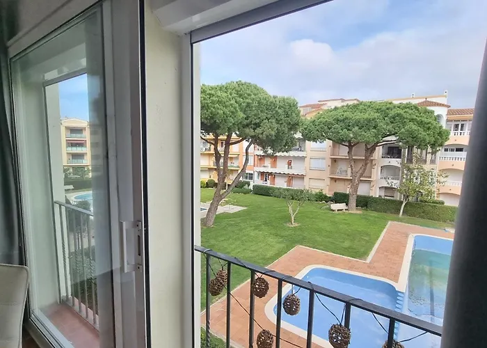 Apartamento A 200 M De La Playa Con Vista A La Piscina Y Parking Cubierto Gratuito