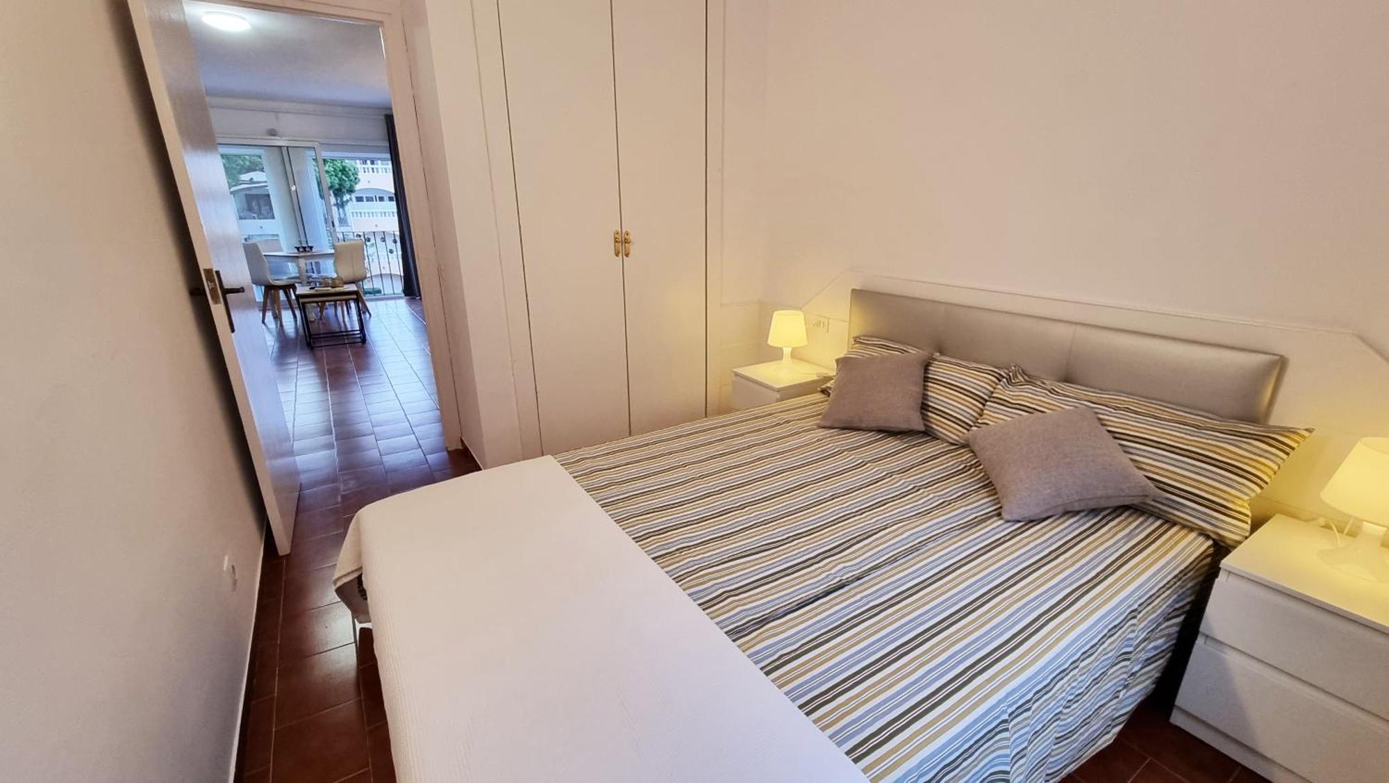 A 200 M De La Playa Con Vista A La Piscina Y Parking Cubierto Gratuito Apartment *